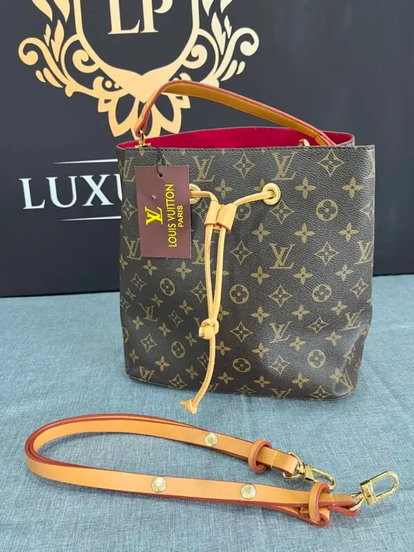 LOUIS VUITTON NéoNoé Bucket Bag Monogram Empreinte mit Gurt Nude -1