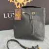 LOUIS VUITTON NéoNoé Bucket Bag Schwarz mit Gurt Schwarz -1