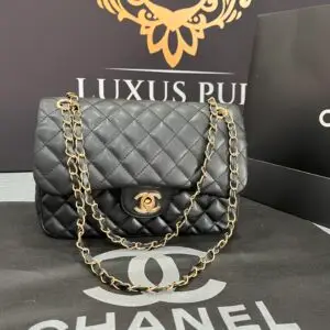 CHANEL Classic Double Flap 10 Chain Shoulder Bag Schwarz -1